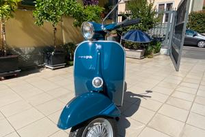 Vespa primavera et3 blu jeans