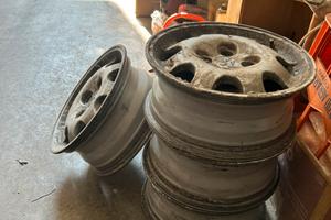 Cerchi in lega per peugeot 205 GTI