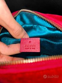 Gucci GG marmont small camera bag in velluto rosso