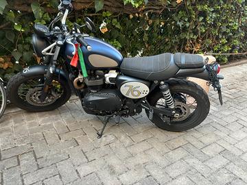 Triumph Scrambler 900