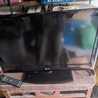 2 TV LG non smart + 1 Samsung non smart