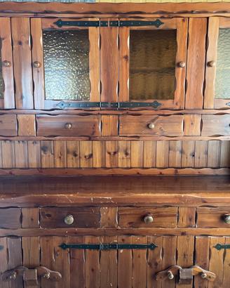 credenza con alzata