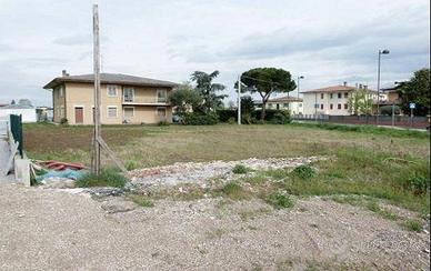 Immobile in asta di 3078 m² a Pojana Maggiore