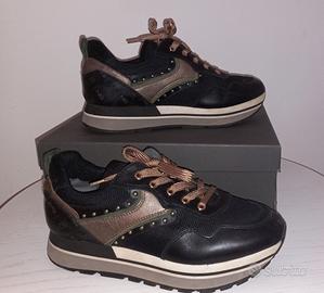 scarpe nero giardini