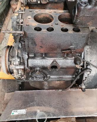 monoblocco motore trattore FIAT 18