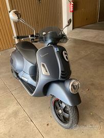 Vespa sei giorni hpe 300 abs euro5