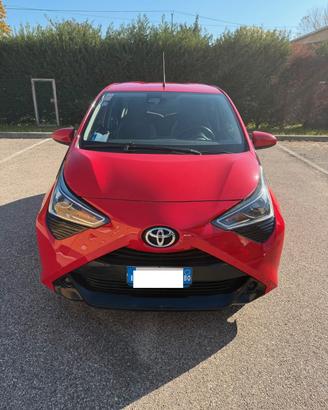 Toyota Aygo 1.0 - NEOPATENTATI - 12 MESI DI GARANZ