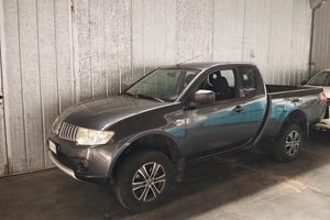 MITSUBISHI L200 - 2011
