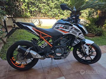 Ktm duke 125
