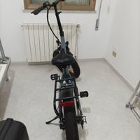 BICICLETTA A PEDALATA ASSISTITA 