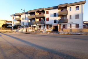 3 LOCALI A CAMPOMARINO