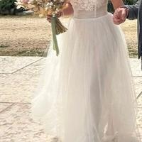 Abito da sposa in tulle e pizzo, elegante e unico