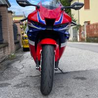 Honda CBR 1000 - 2025