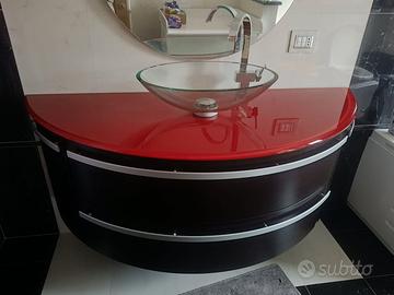 Mobile bagno BMT, robusto ed in perfetto stato.