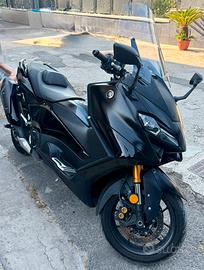 T-max tech max 560 2ºproprietario 0 sinistri