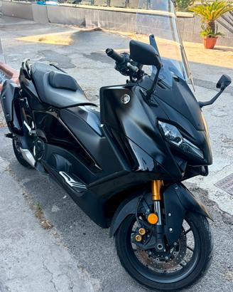 T-max tech max 560 2ºproprietario 0 sinistri