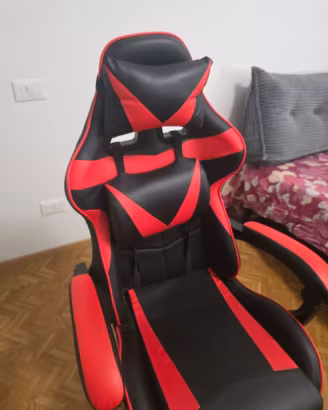 Sedia da gaming massaggiante con poggiapiedi