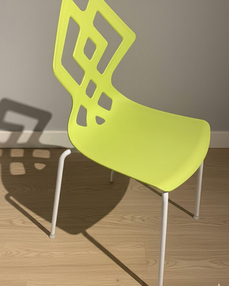 ALMA DESIGN ZAHIRA – Sedia impilabile in polipropi