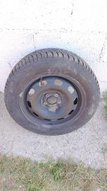 Ruote complete gomme invernali gruppo Volkswagen.