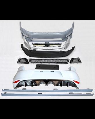 Volkswagen Golf 7 Bodykit R400 look con scarico