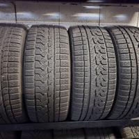 Gomme 235/50/18 Kumho invernali