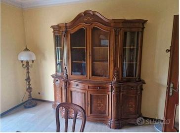 Credenza cristalliera