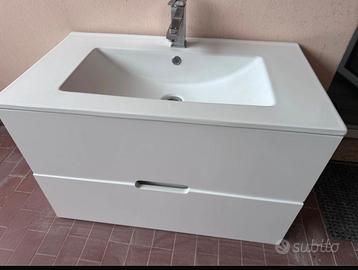 Mobile da bagno sospeso