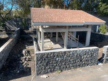 Aci Sant'Antonio,villa singola, piscina e giardino