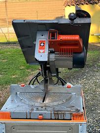 Troncatrice DE WALT DW 252