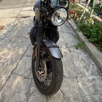 Triumph Bonneville T120 Black Edition