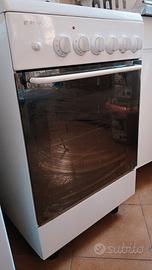 cucina a gas funzionante 