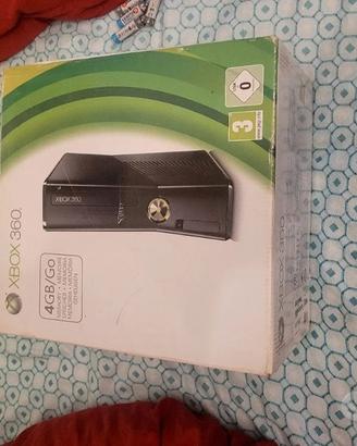 xbox 360 +kinect+2controller+10 giochi 