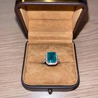 Smeraldo naturale verde certificato IGI