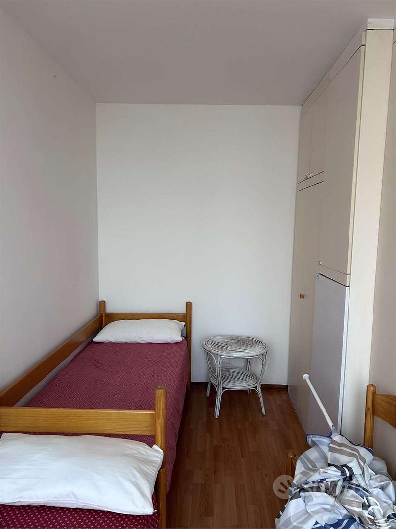 Appartamento arredato con terrazzo - Vista 4