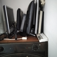 Tv 20 pollici Amstrad,usata,con vecchio decoder ec