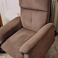Poltrona relax per anziani e disabili elettrica