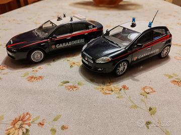 2x modellini Carabinieri Bravo e 159 1/24 motorama