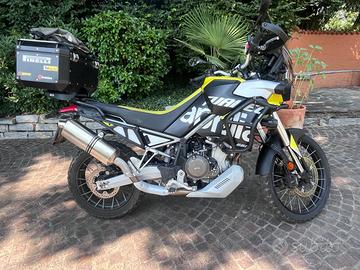 Aprilia tuareg 660 2023, con accessori