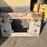 Piastra PELAZZA ed attacchi neve new holland