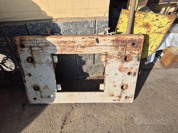 Piastra PELAZZA ed attacchi neve new holland