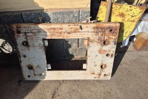 Piastra PELAZZA ed attacchi neve new holland