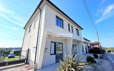 INTERO STABILE - LOCALE COMMERCIALE, APPARTAMENTI,