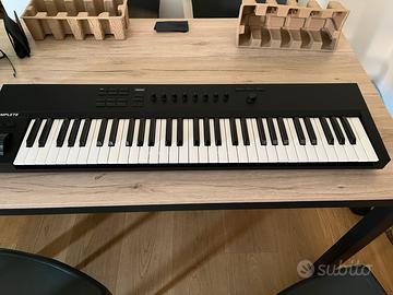 Tastiera 61 tasti semi-pesati Komplete Kontrol A61