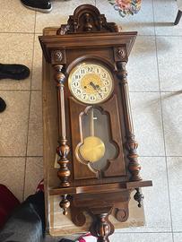 Orologio a pendolo da parete stile antico