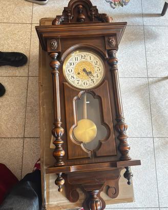 Orologio a pendolo da parete stile antico