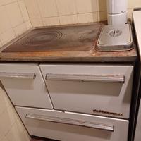 Stufa/cucina a legna de Manincor