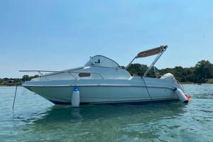 Barca semi cabinata 90 cv