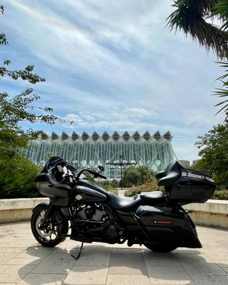 Harley Davidson Road Glide 114 Special