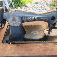 Singer macchina da cucire del '900 con tavolo