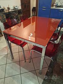 Tavolo vetro rosso e 4 sedie Rosse
